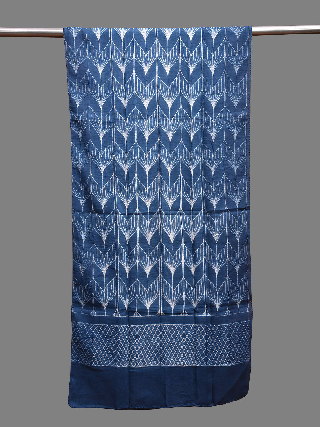 Blue Shibori Sico Stole with Leaves and Grill Design ds3699
