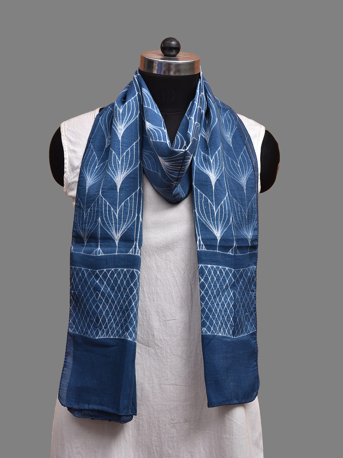 Blue Shibori Sico Stole with Leaves and Grill Design ds3699