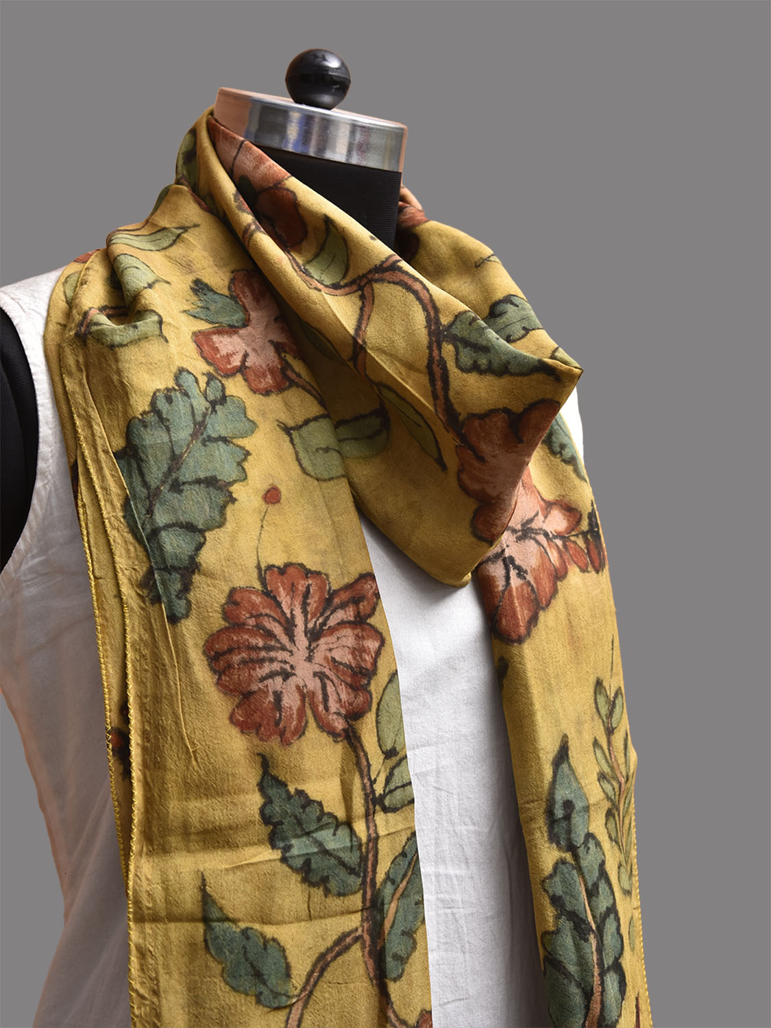 Yellow Kalamkari Hand Painted Sico Stole with Floral Design ds3776