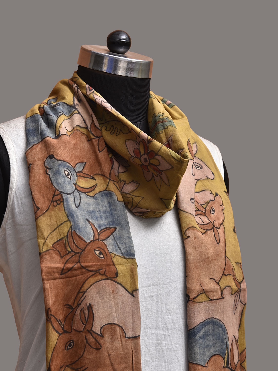 Yellow Kalamkari Hand Painted Cotton Stole with Floral and Cows Design ds3791