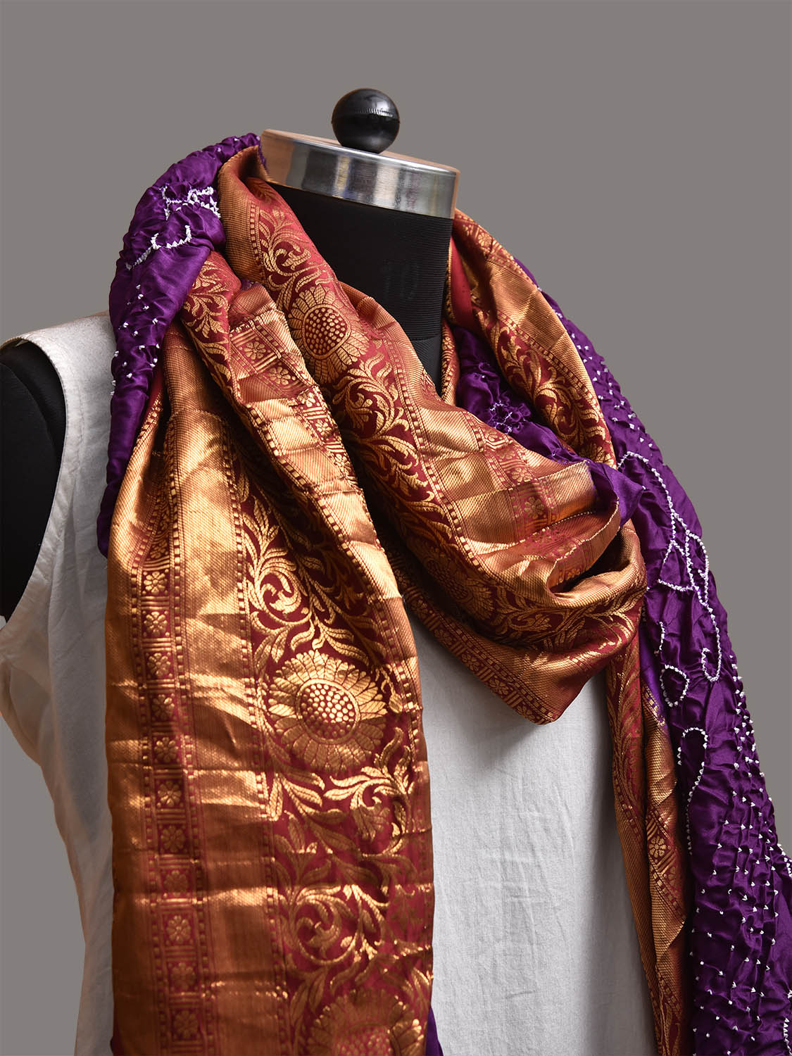 Purple and Red Bandhani Kanchipuram Silk Dupatta with Border Design ds3798