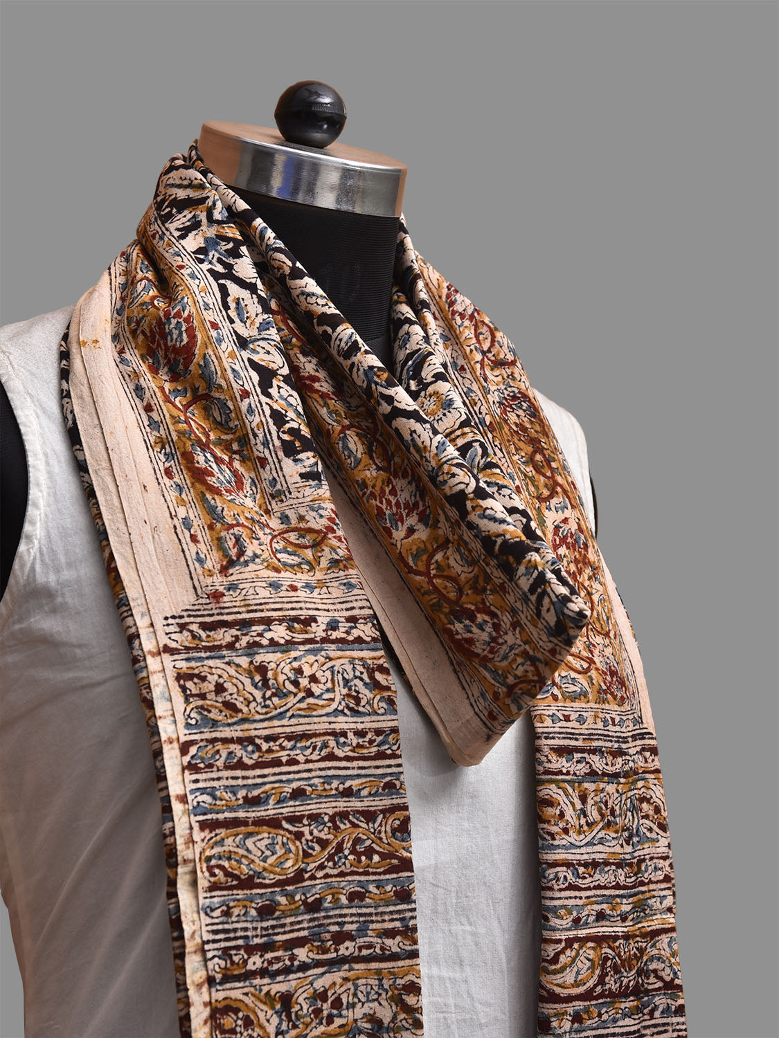Black Kalamkari Block Print Cotton Dupatta with Floral Design ds3819