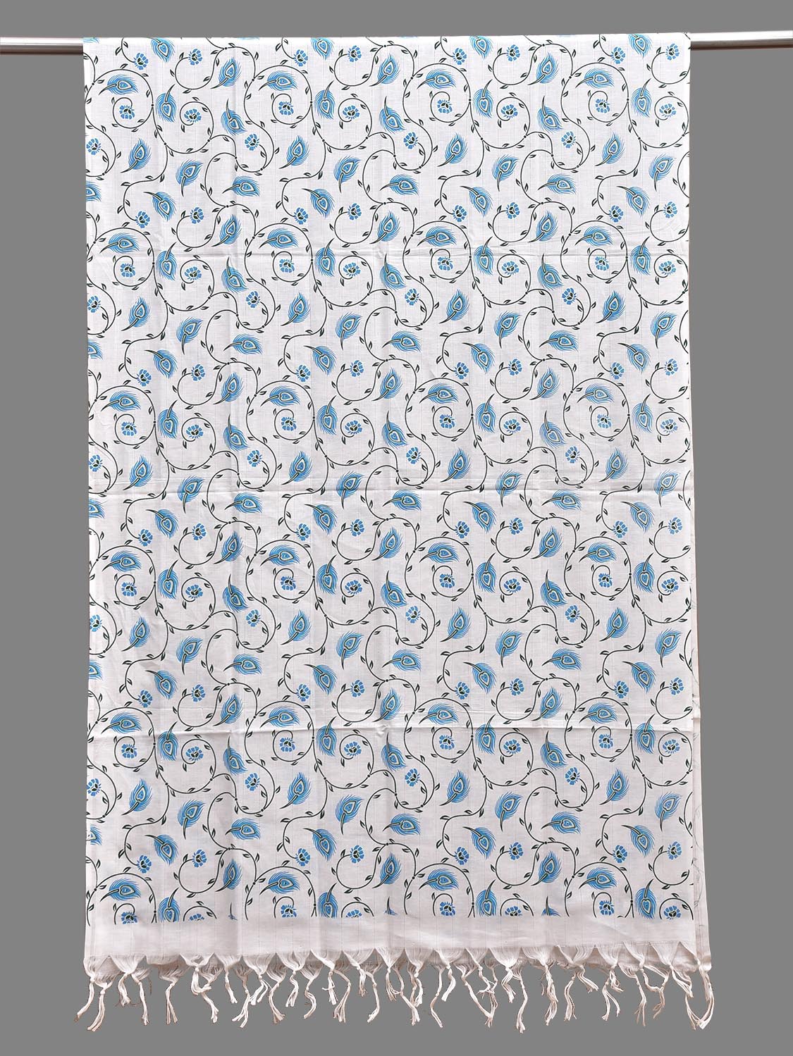 White and Blue Printed Cotton Dupatta with Peacock Feather Design ds3839