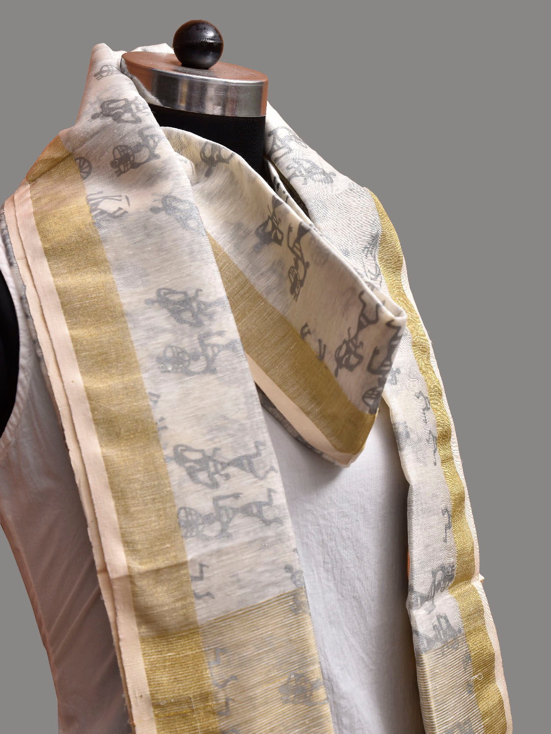 Beige Printed Linen Silk Dupatta with Village Theme Design ds3843