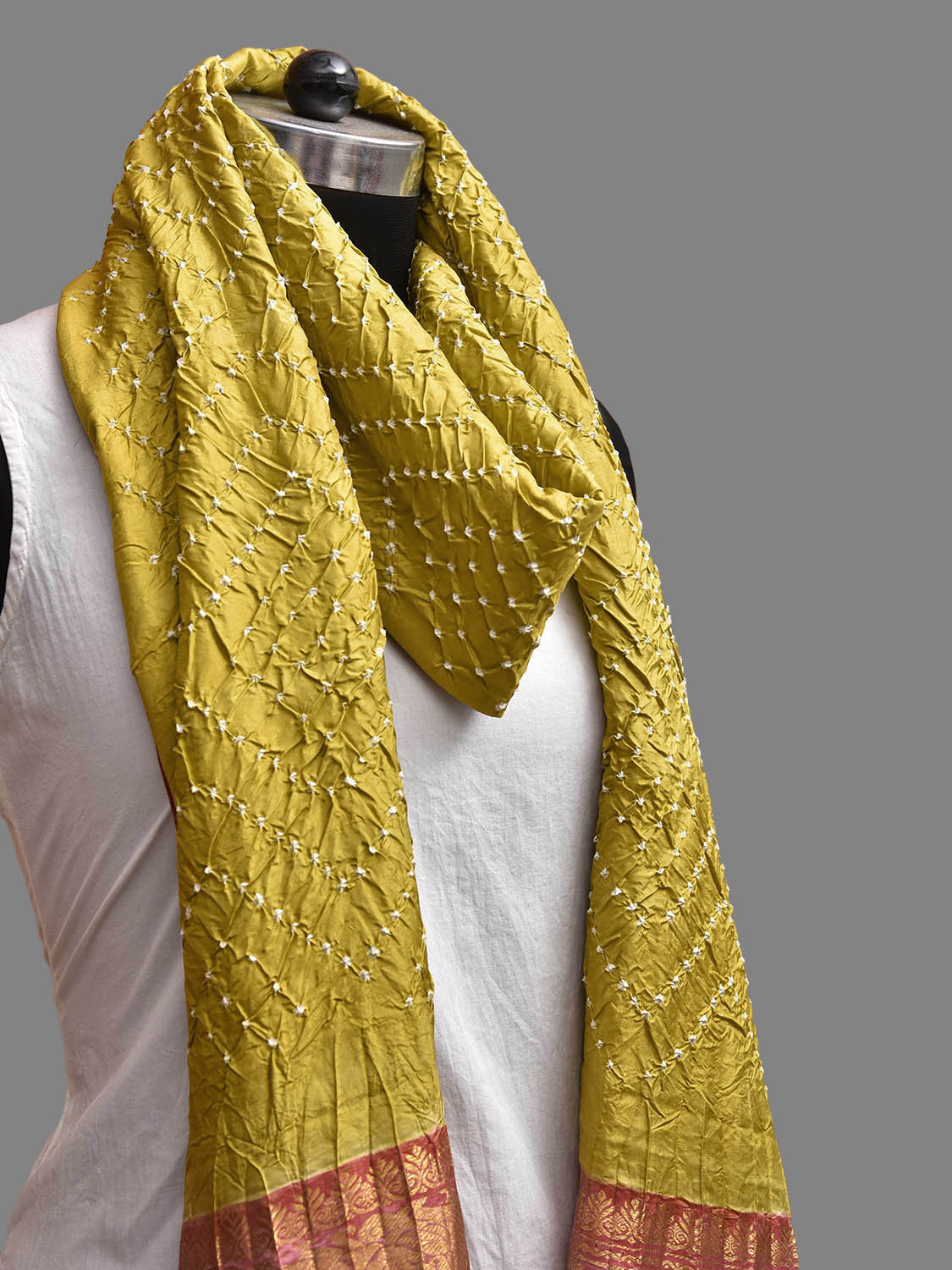 Olive and Red Bandhani Kanchipuram Silk Dupatta with Border Design ds3846