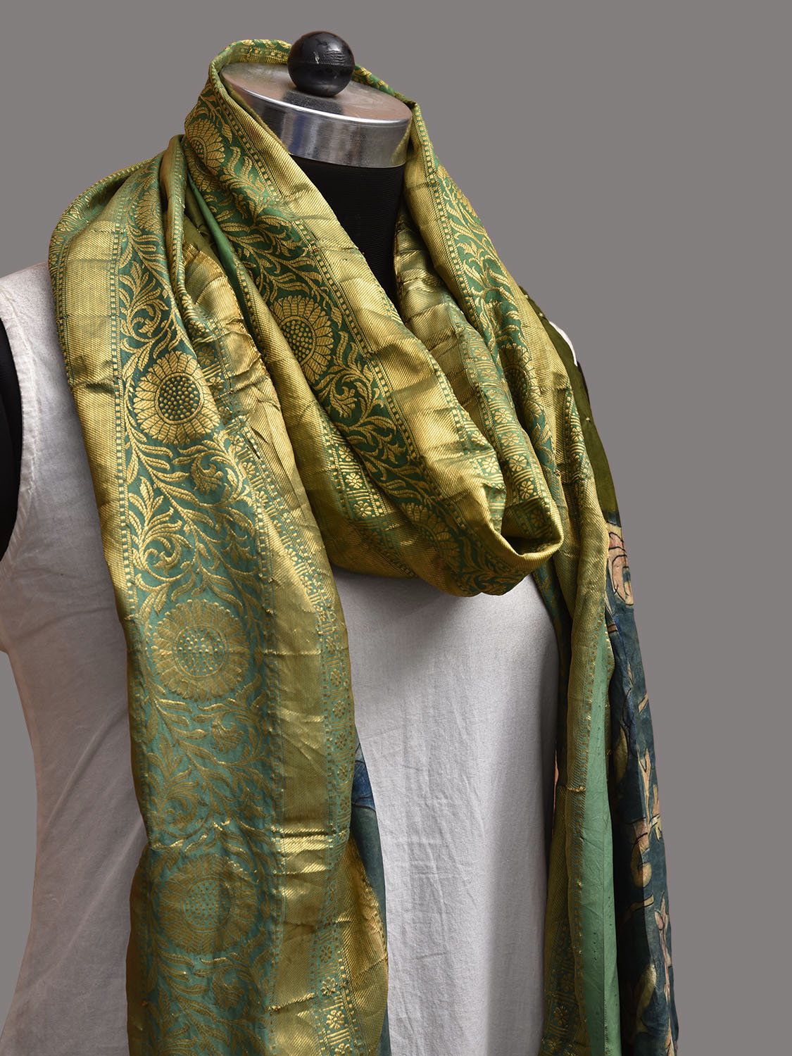 Dark Green and Blue Bandhani Kanchipuram Silk Dupatta with Hand Kalamkari Design ds3864
