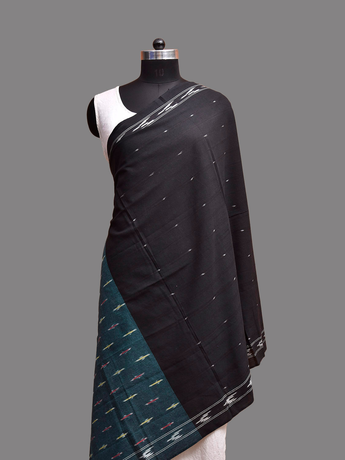 Black and Teal Pochampally Ikat Cotton Handloom Dupatta with Buta Pallu Design ds3914
