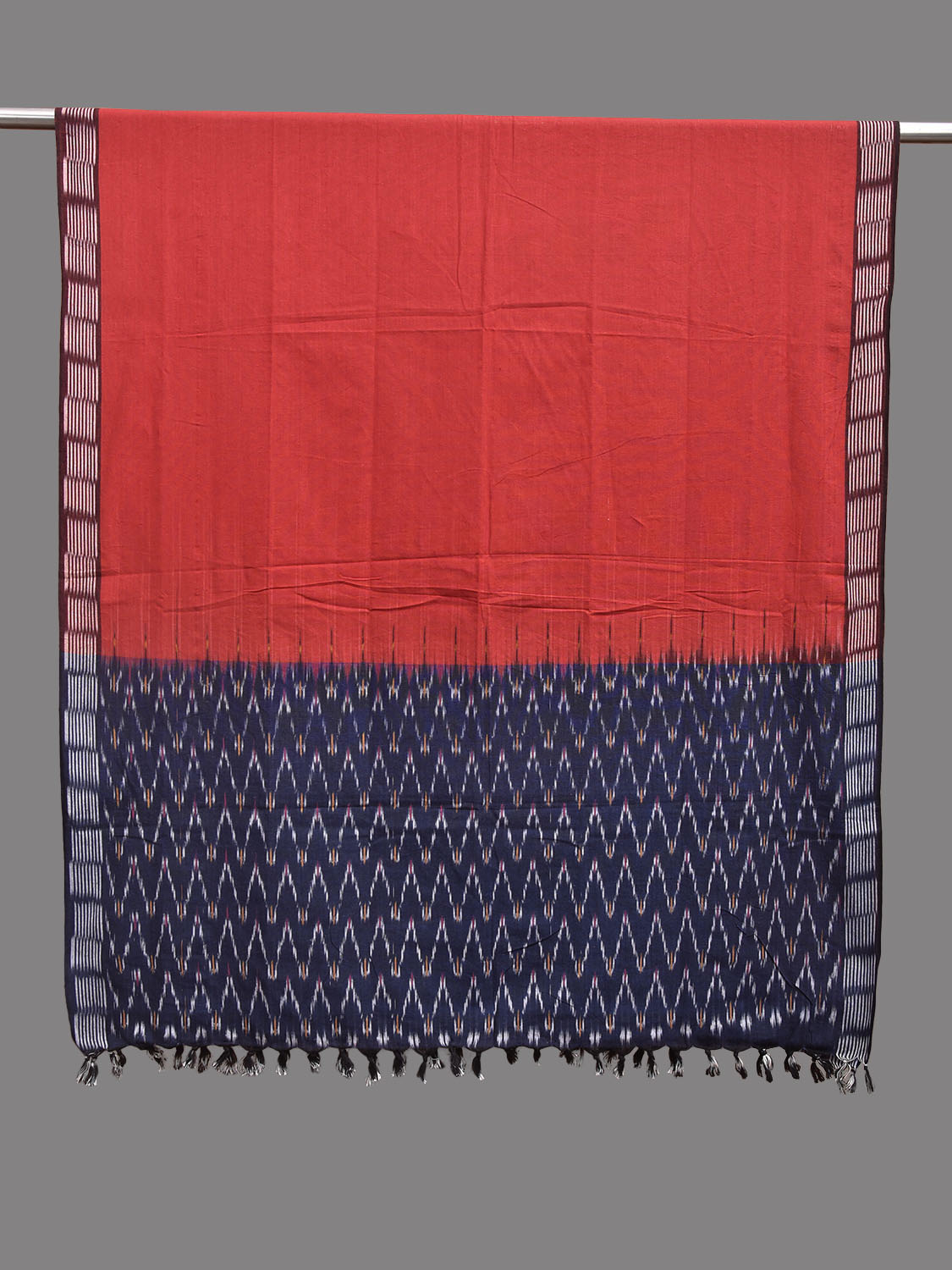 Red and Navy Pochampally Ikat Cotton Handloom Dupatta with Zig-Zag Pallu Design ds3917