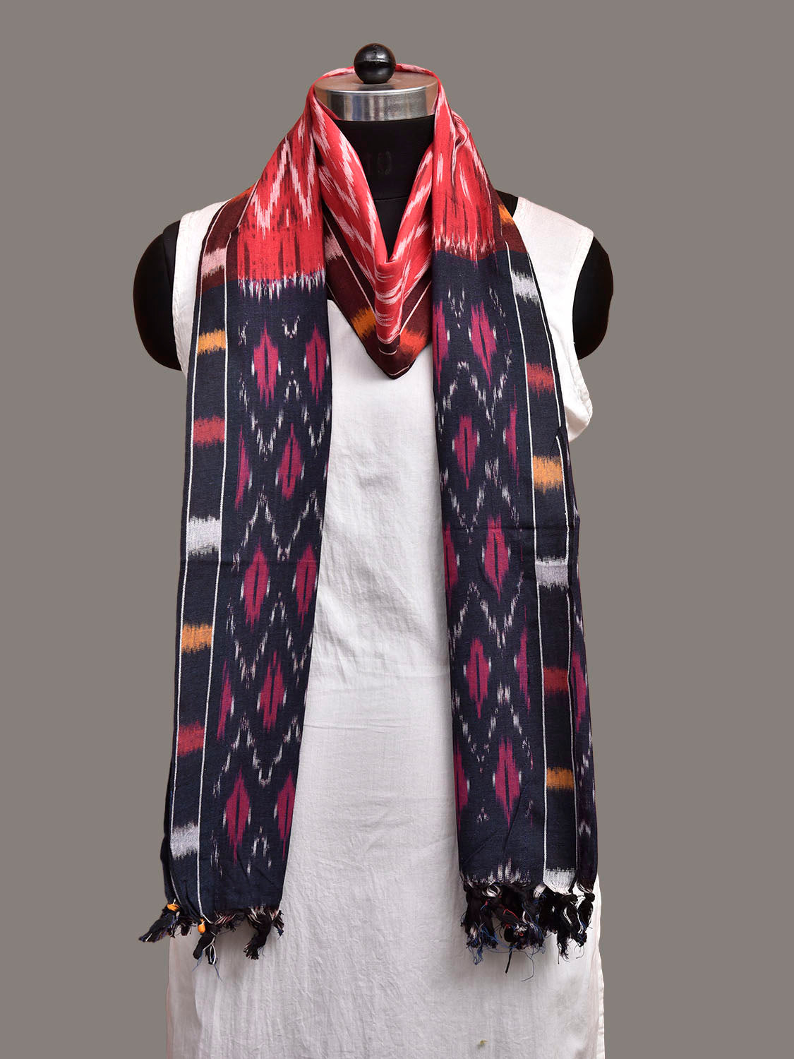 Red and Navy Pochampally Ikat Cotton Handloom Dupatta with Grill Pallu Design ds3939