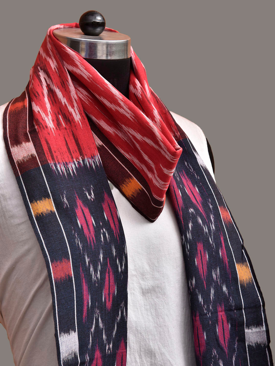Red and Navy Pochampally Ikat Cotton Handloom Dupatta with Grill Pallu Design ds3939