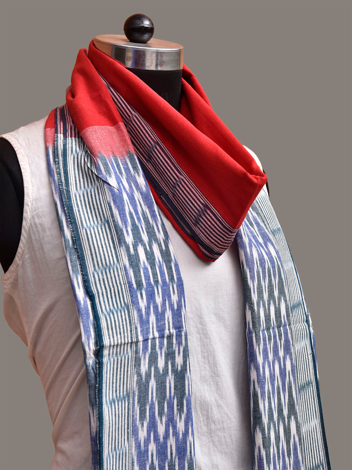 Red and Teal Pochampally Ikat Cotton Handloom Dupatta with Grill Pallu Design ds3940