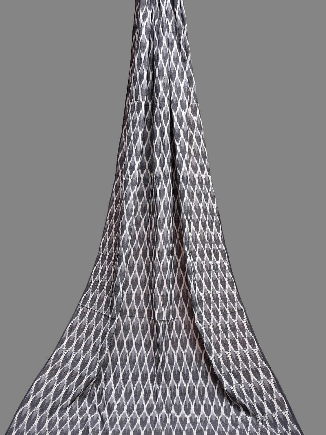 Grey and White Pochampally Ikat Cotton 3mts Fabric with Grill Design f0309