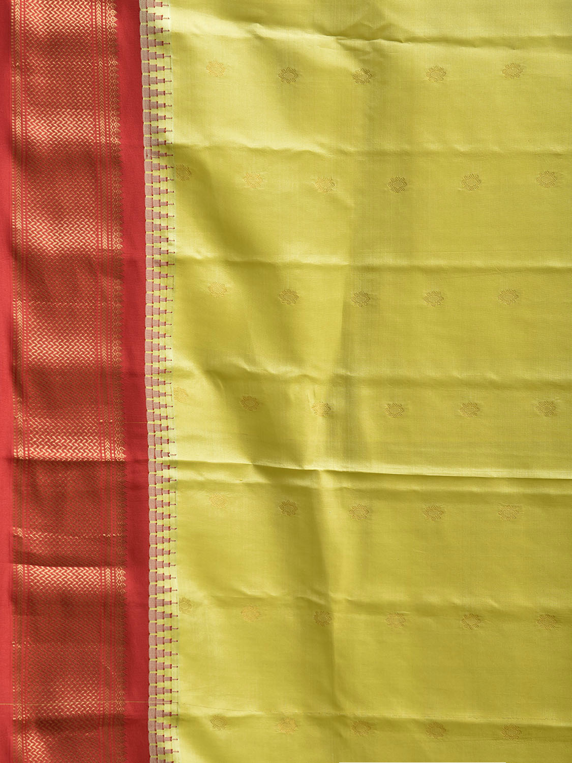 Yellow and Red Gadwal Silk Saree with Border and Peacocks Pallu Design g0488