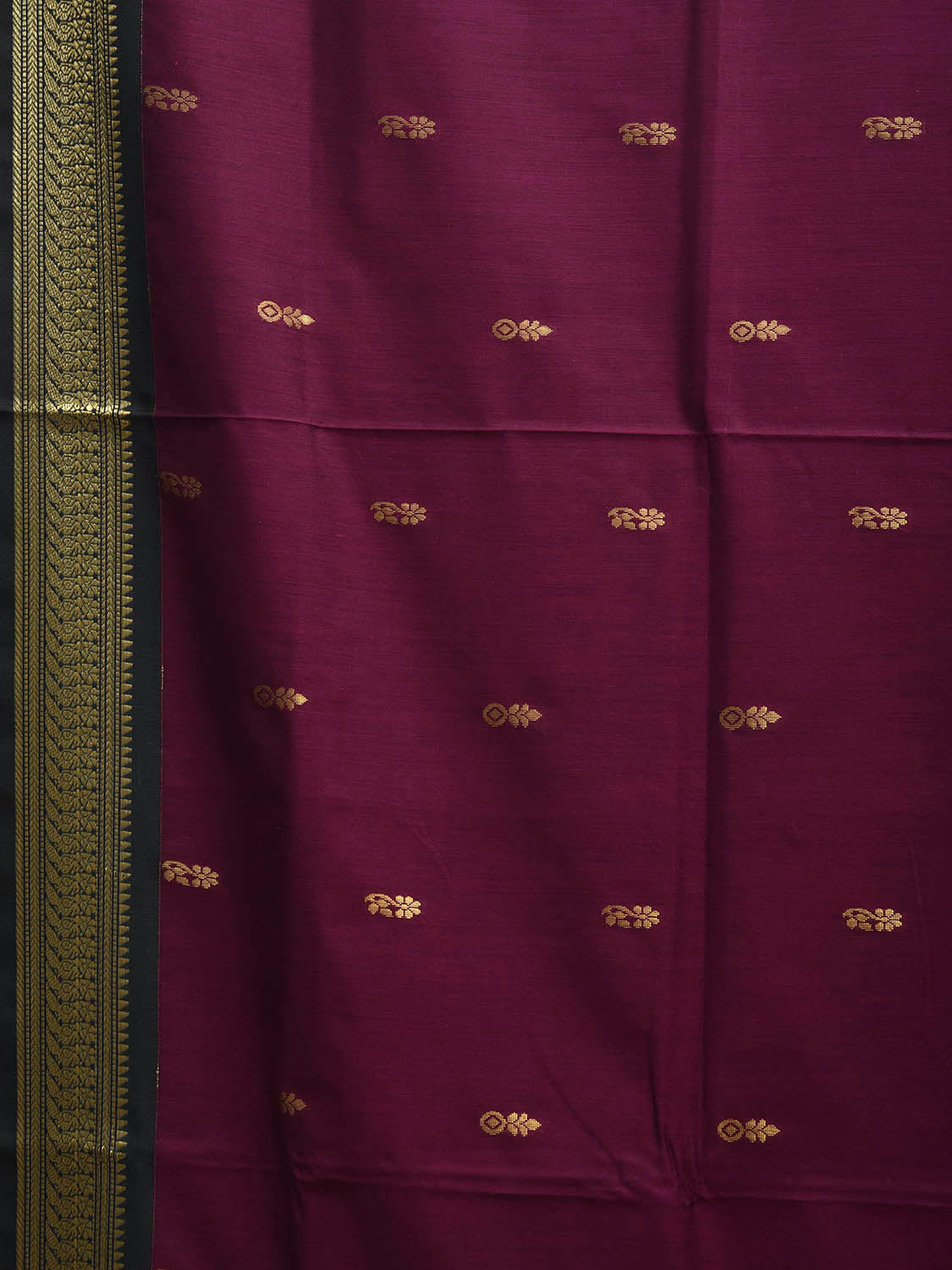 Wine and Green Gadwal Cotton Viscose Saree with Border and Pallu Design g0492