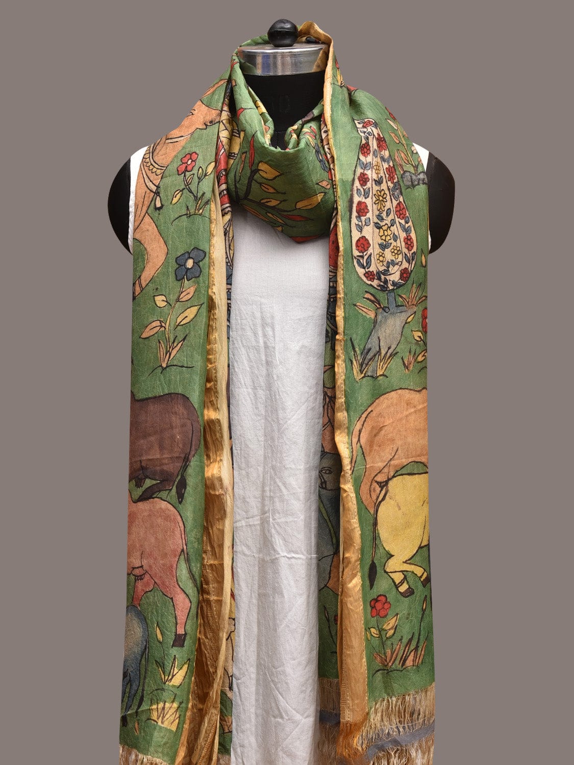 Green Kalamkari Hand Painted Kanchipuram Silk Handloom Dupatta with Krishna and Cows Design ds3573