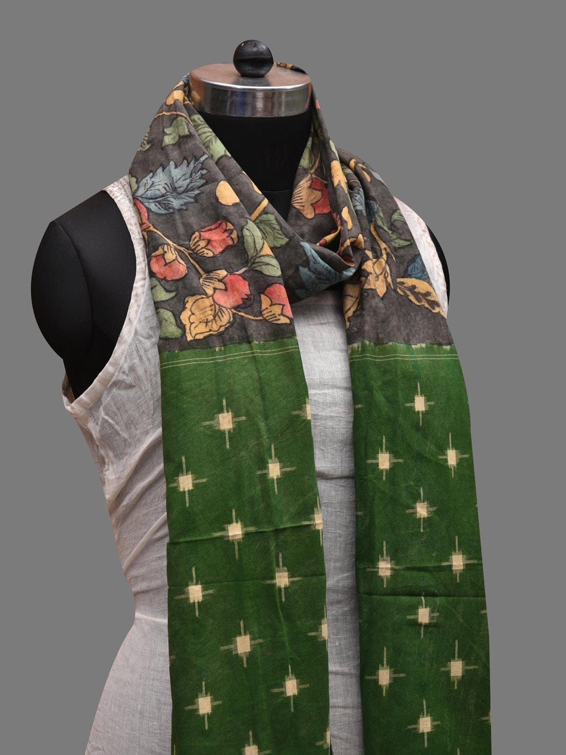 Grey and Green Kalamkari Hand Painted Ikat Cotton Handloom Dupatta with Floral Design ds2612