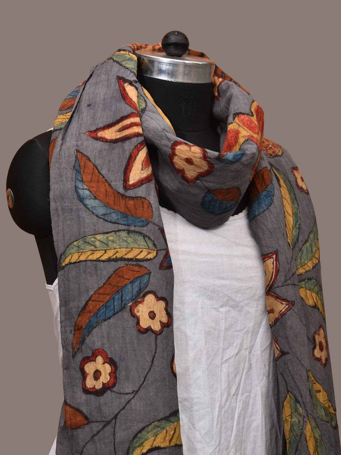 Grey Kalamkari Hand Painted Cotton Handloom Dupatta with Floral Design ds3174