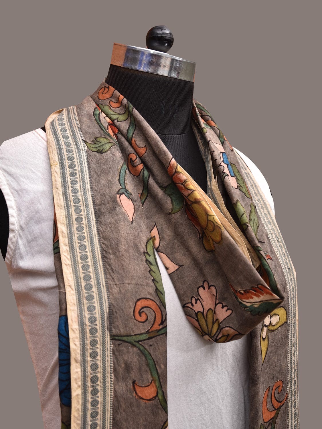Grey Kalamkari Hand Painted Cotton Handloom Dupatta with Floral Design ds3626