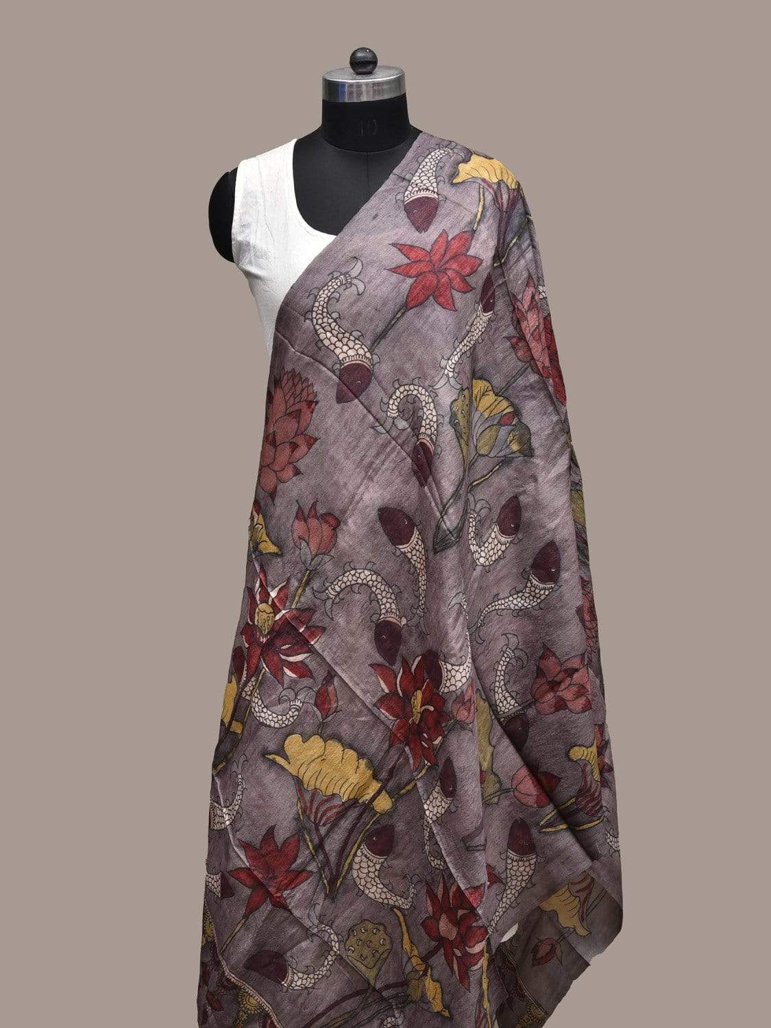 Grey Kalamkari Hand Painted Tussar Handloom Dupatta with Fishes and Flowers Design ds2226