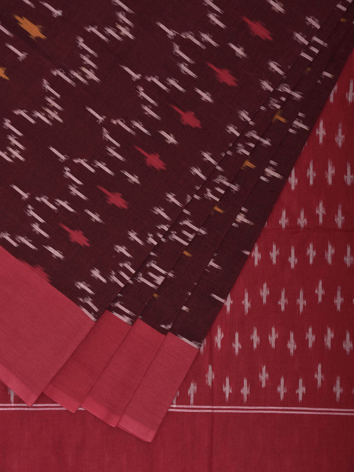 Brown and Red Pochampally Ikat Cotton Handloom Saree with All Over Design No Blouse i0956