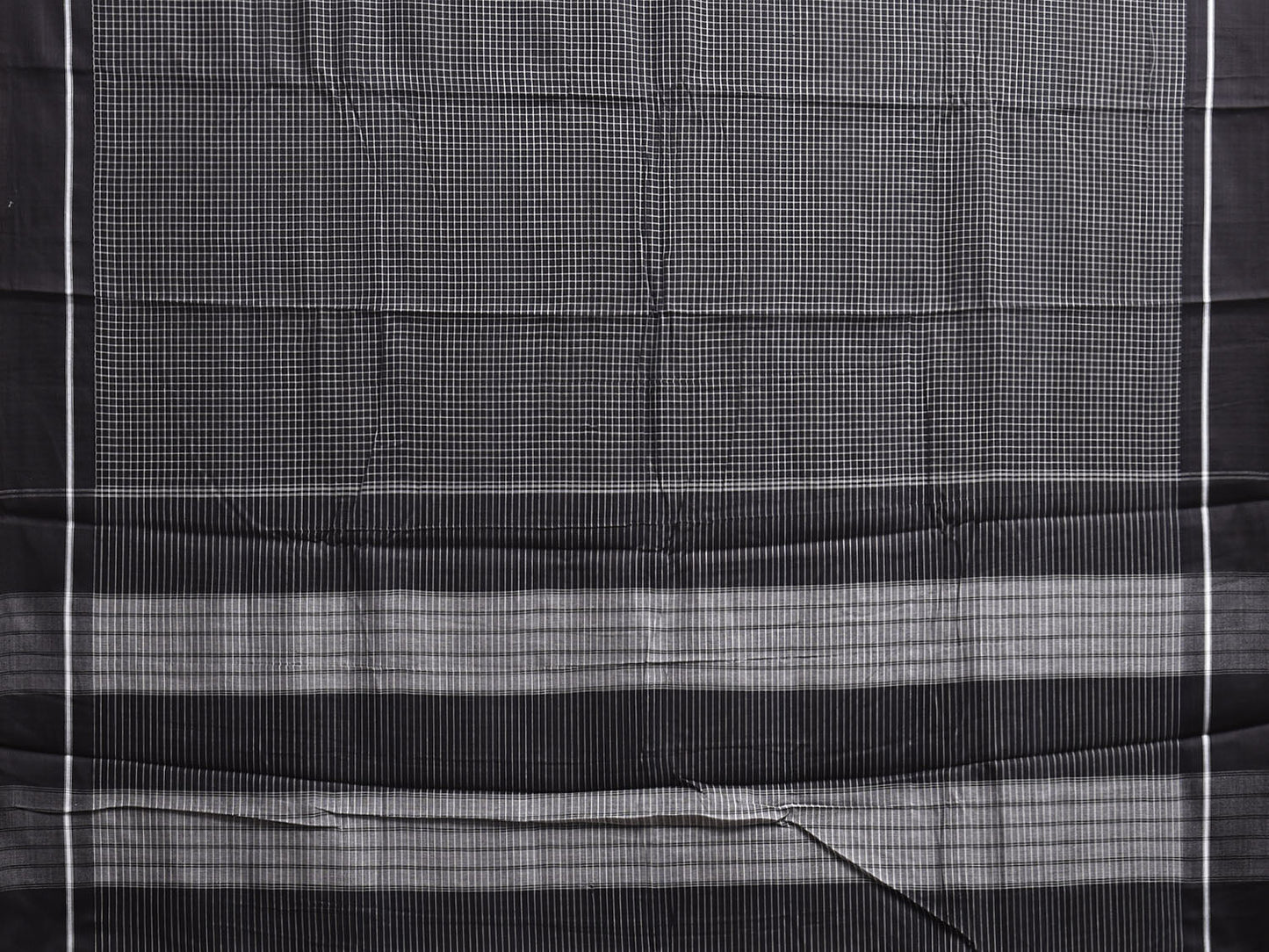 Black and White ilkal Cotton Saree with Checks and Strips Pallu Design No Blouse il0030