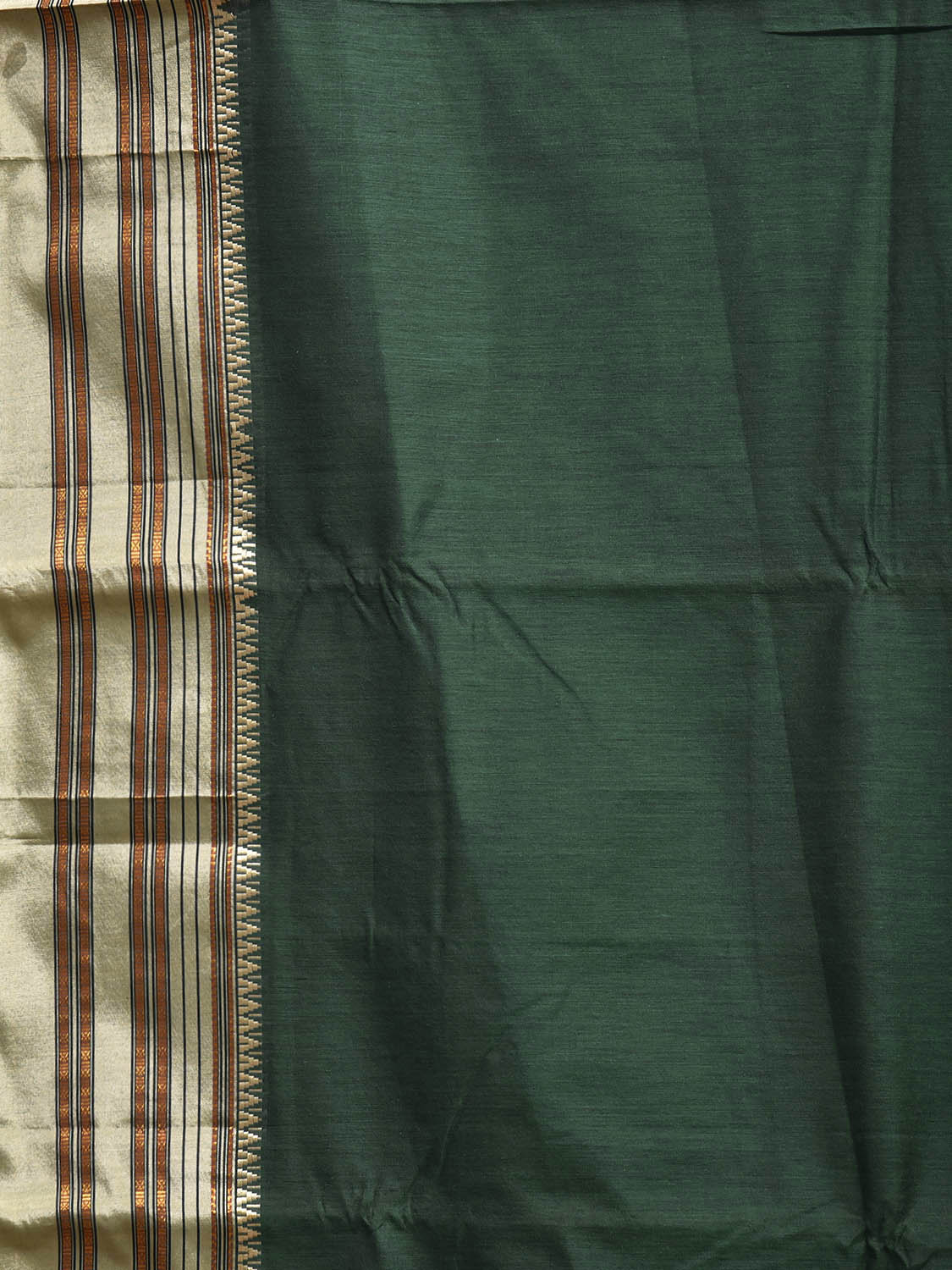 Green and White ilkal Cotton Viscose Plain Saree with Strips Pallu Design il0079