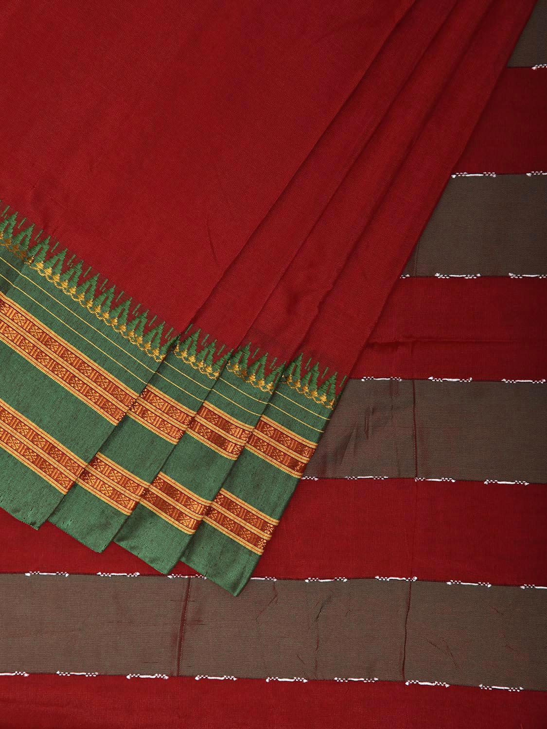 Red and Green ilkal Viscose Plain Saree with Strips Pallu Design No Blouse il0090
