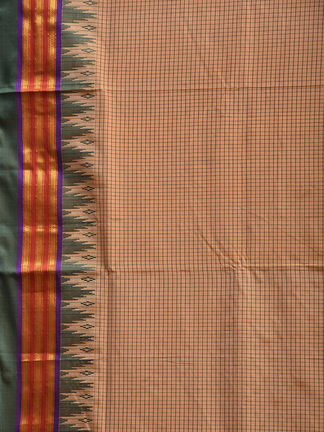 Cream and Grey ilkal Viscose Saree with Checks and Strips Pallu Design il0097