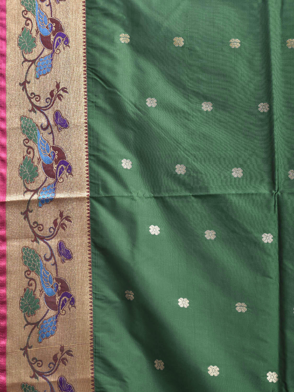 Green and Pink Jacquard Paithani Viscose Saree with Peacocks Pallu and Border Design jp0075