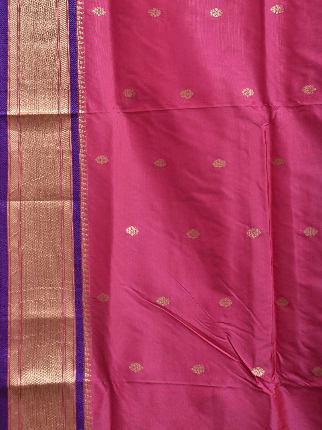 Pink and Dark Blue Jacquard Paithani Viscose Saree with Peacocks Pallu Design jp0079