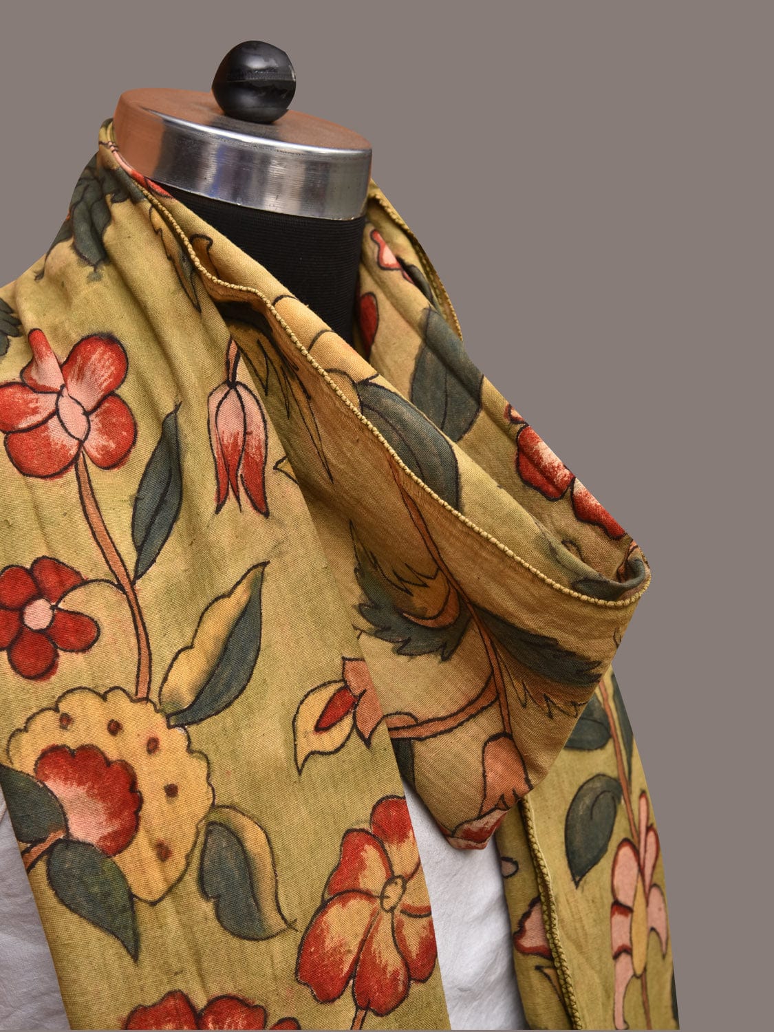 Light Green Kalamkari Hand Painted Cotton Stole with Floral Design ds3521