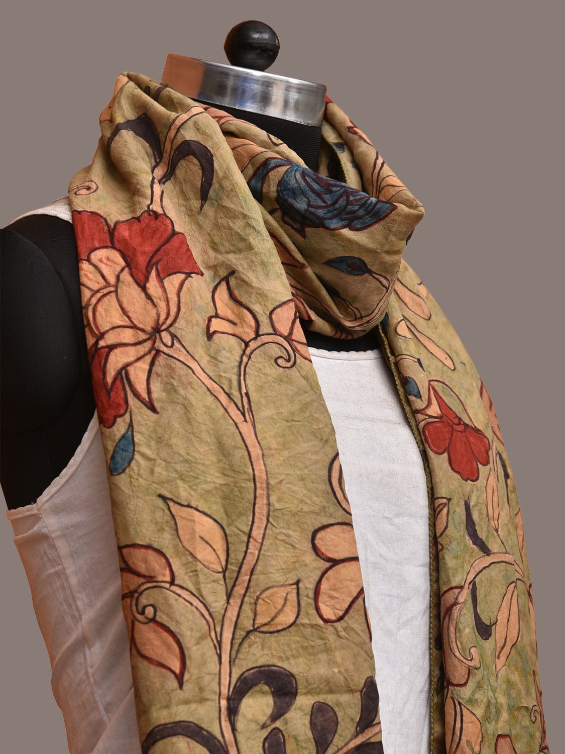 Light Green Kalamkari Hand Painted Sico Handloom Stole with Floral Design ds3202