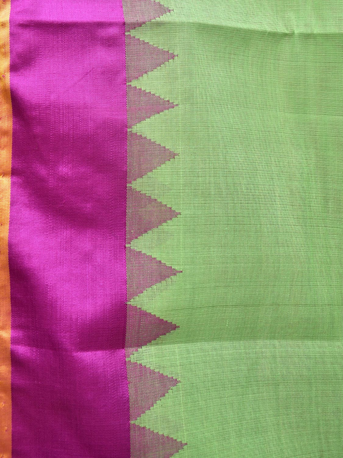 Light Green Khadi Cotton Handloom Plain Saree with Temple Border Design kh0637