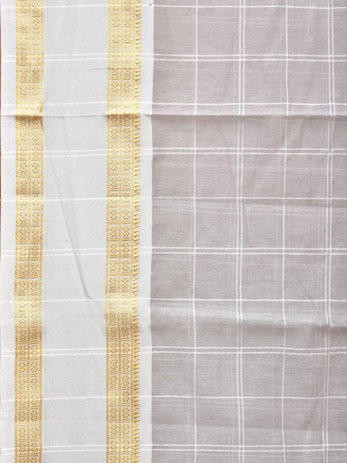 Light Grey Bamboo Cotton Saree with Big Checks and Doby Border Design bc0127