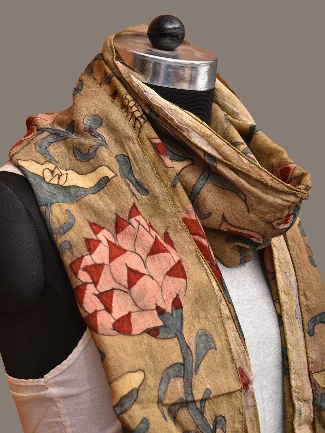 Light Olive Kalamkari Hand Painted Sico Stole with Fish and Lotus Design ds3222