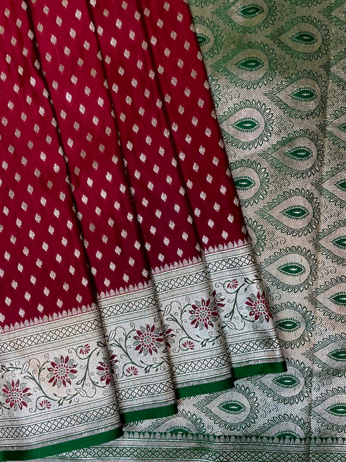 Maroon Banaras Katan Silk Saree with Body Butti and Border Design b0371s