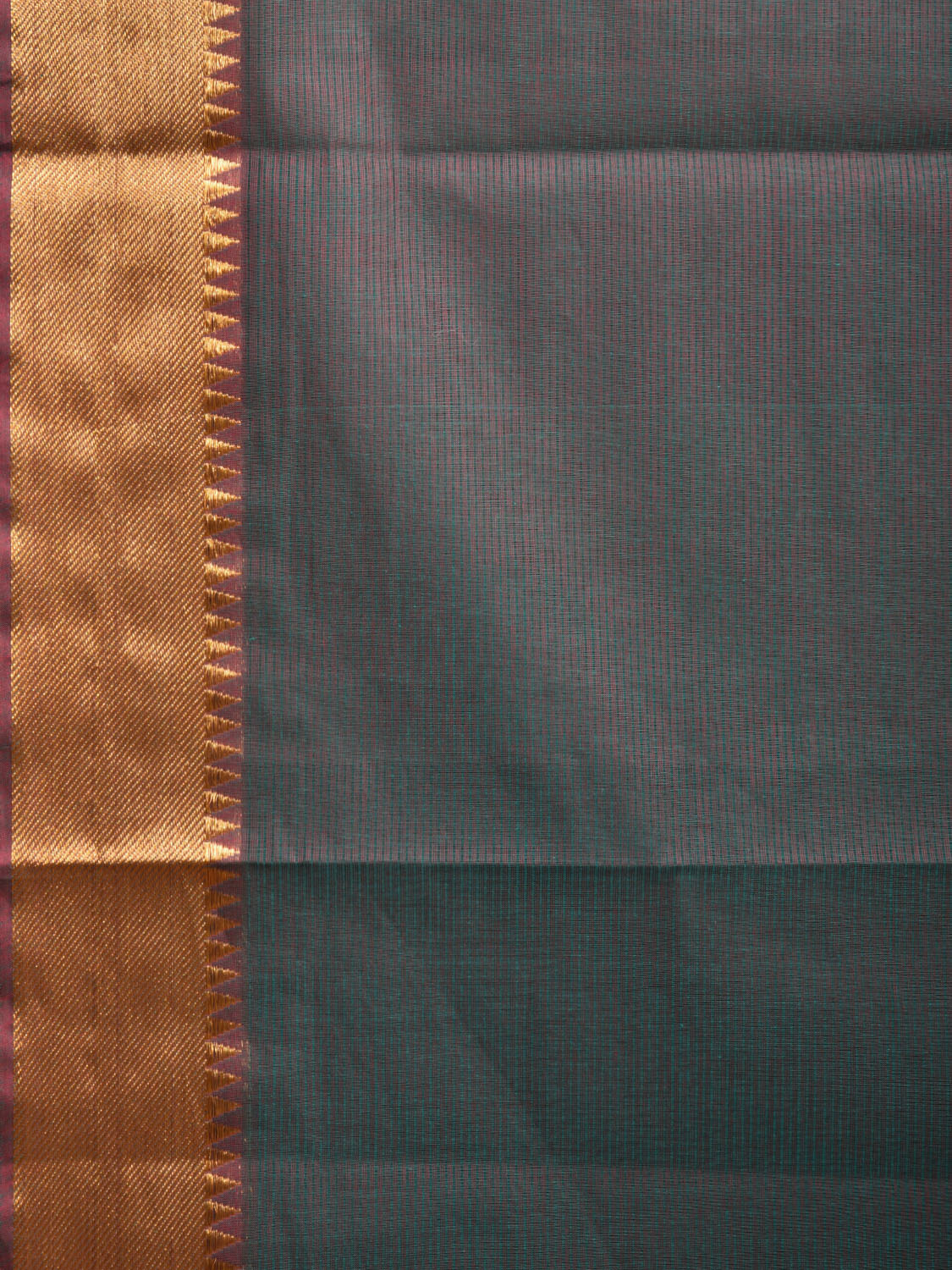 Green and Burdungy Mangalgiri Cotton Handloom Saree with Strips and Small Temple Border Design No Blouse mn0077