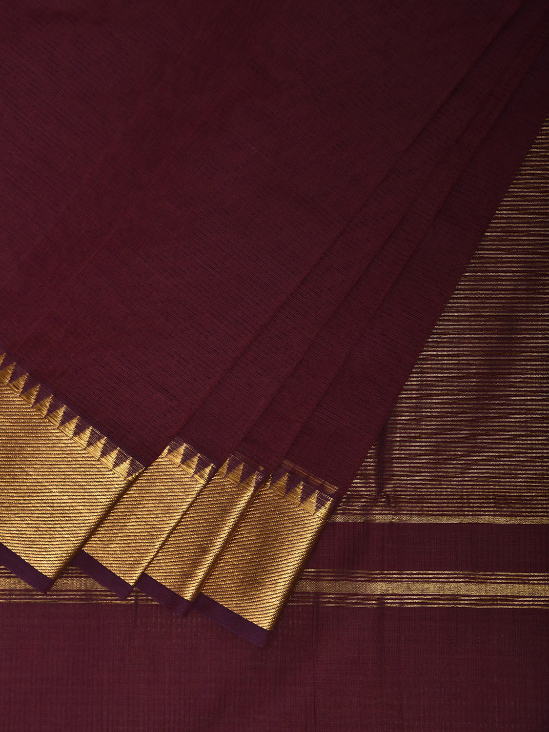 Maroon Mangalgiri Cotton Handloom Saree with Strips and Small Temple Border Design No Blouse mn0112