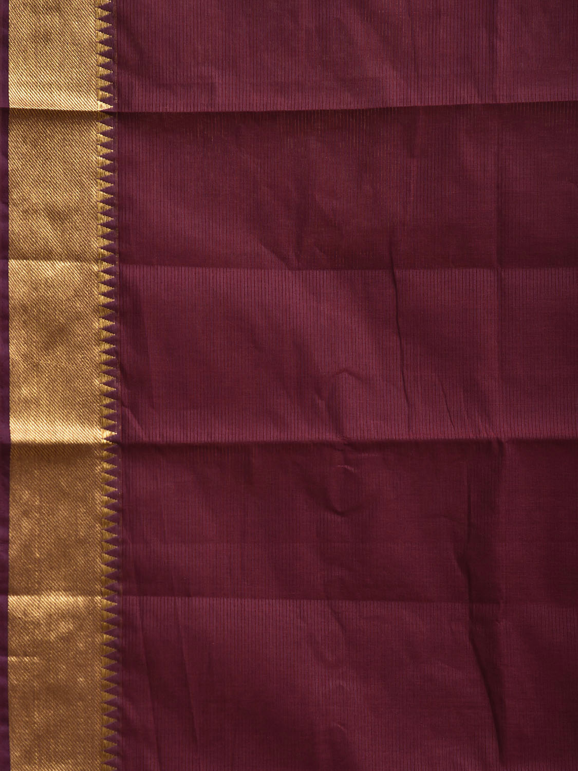 Maroon Mangalgiri Cotton Handloom Saree with Strips and Small Temple Border Design No Blouse mn0112