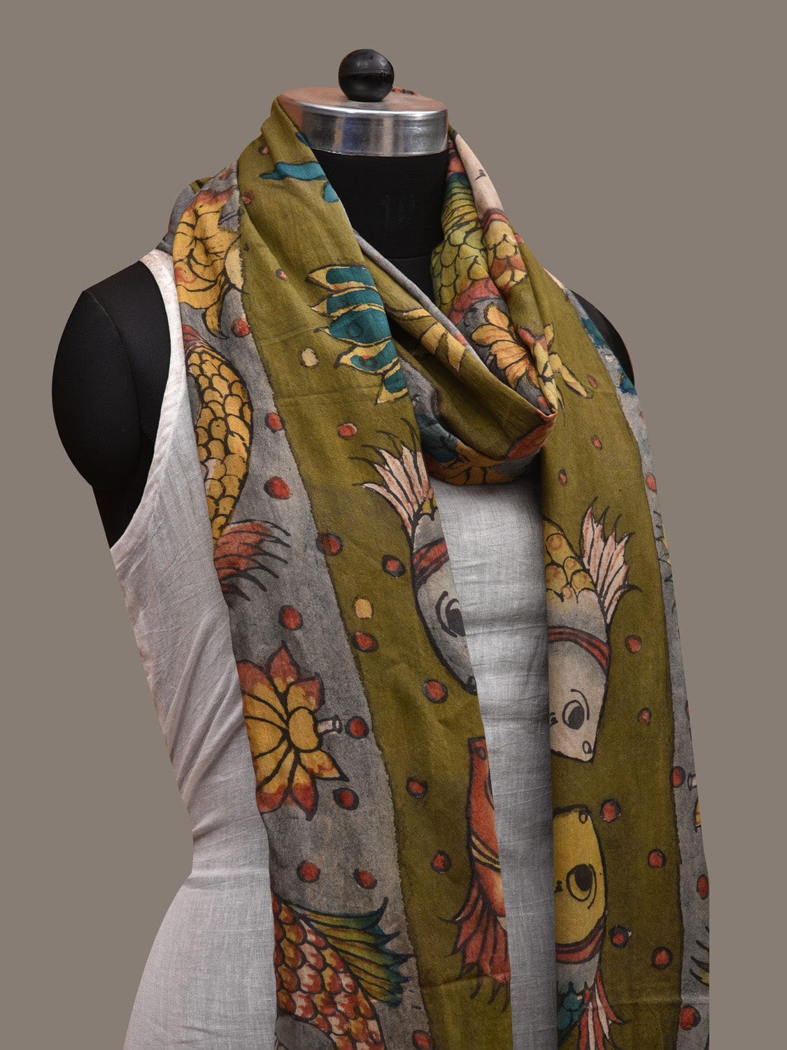 Multicolor Kalamkari Hand Painted Cotton Handloom Dupatta with Fishes Design ds2880