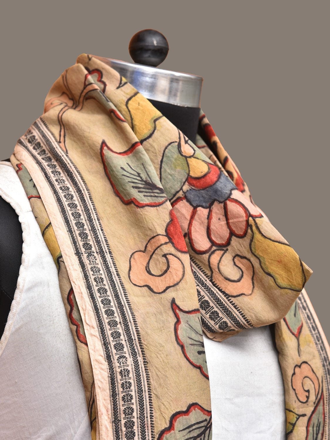 Multicolor Kalamkari Hand Painted Cotton Handloom Dupatta with Floral Design ds3276