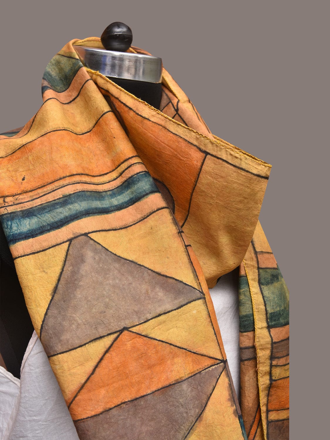 Multicolor Kalamkari Hand Painted Sico Stole with Geometric Design ds3410