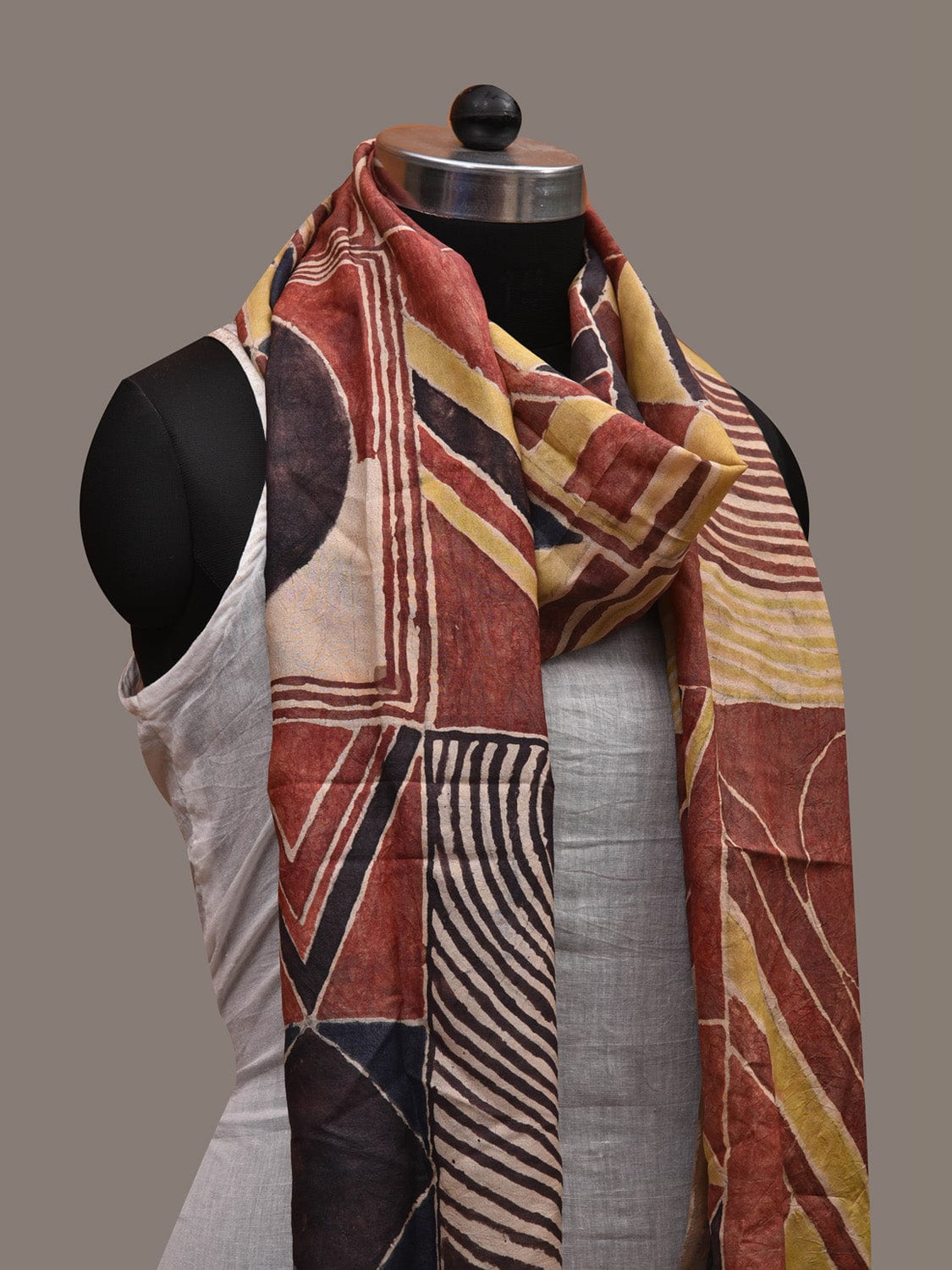 Multicolor Kalamkari Hand Painted Silk Handloom Stole with Geometric Design ds2707