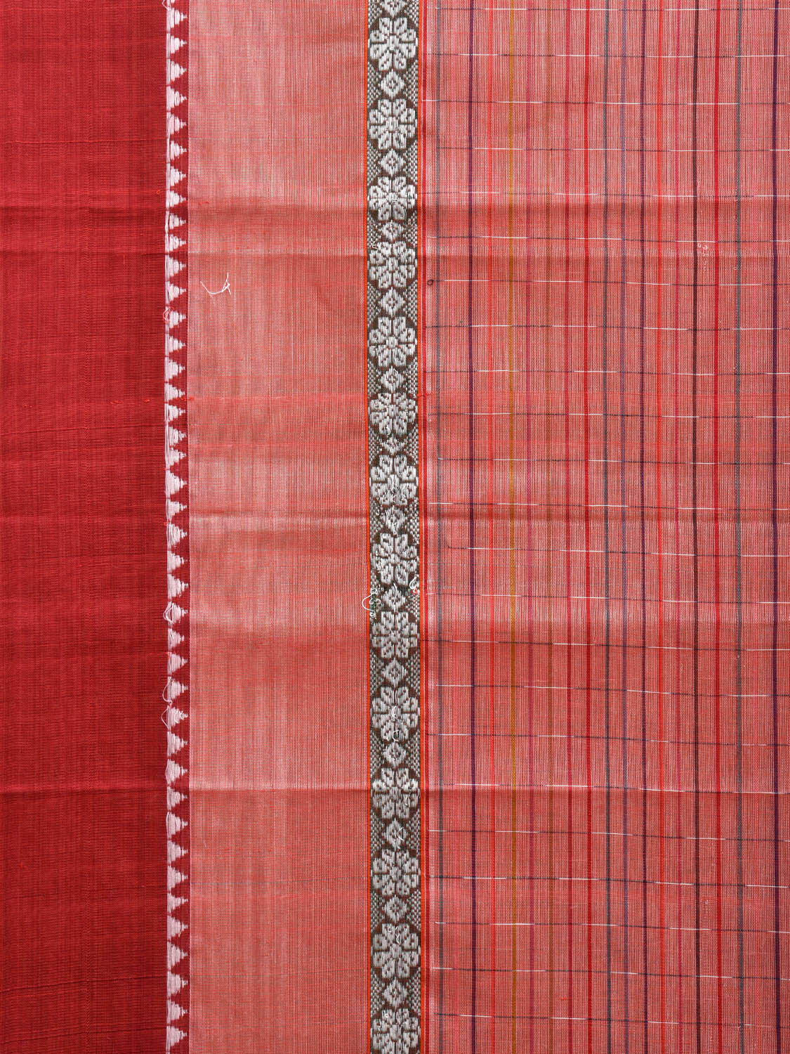 Peach and Maroon Narayanpet Cotton Handloom Saree with Checks Design No Blouse np0966