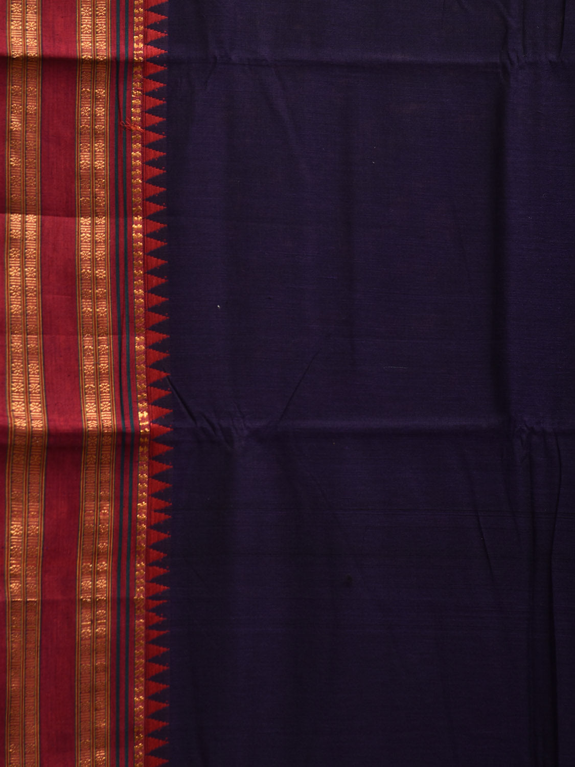 Navy and Red Narayanpet Cotton Plain Saree with Strips Pallu Design No Blouse np1163
