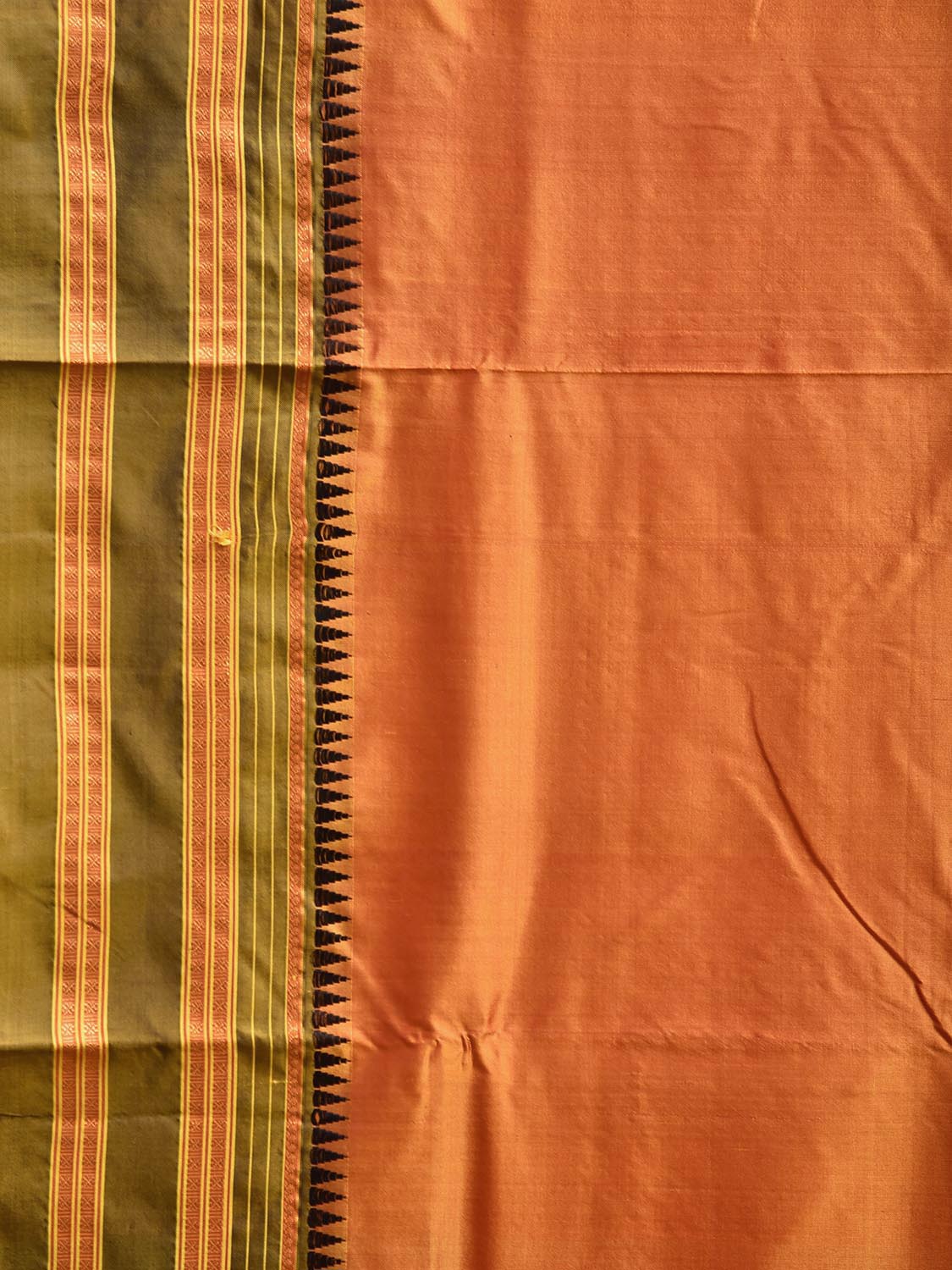 Orange and Brown Narayanpet Silk Handloom Plain Saree with Contrast Pallu Design No Blouse np1269