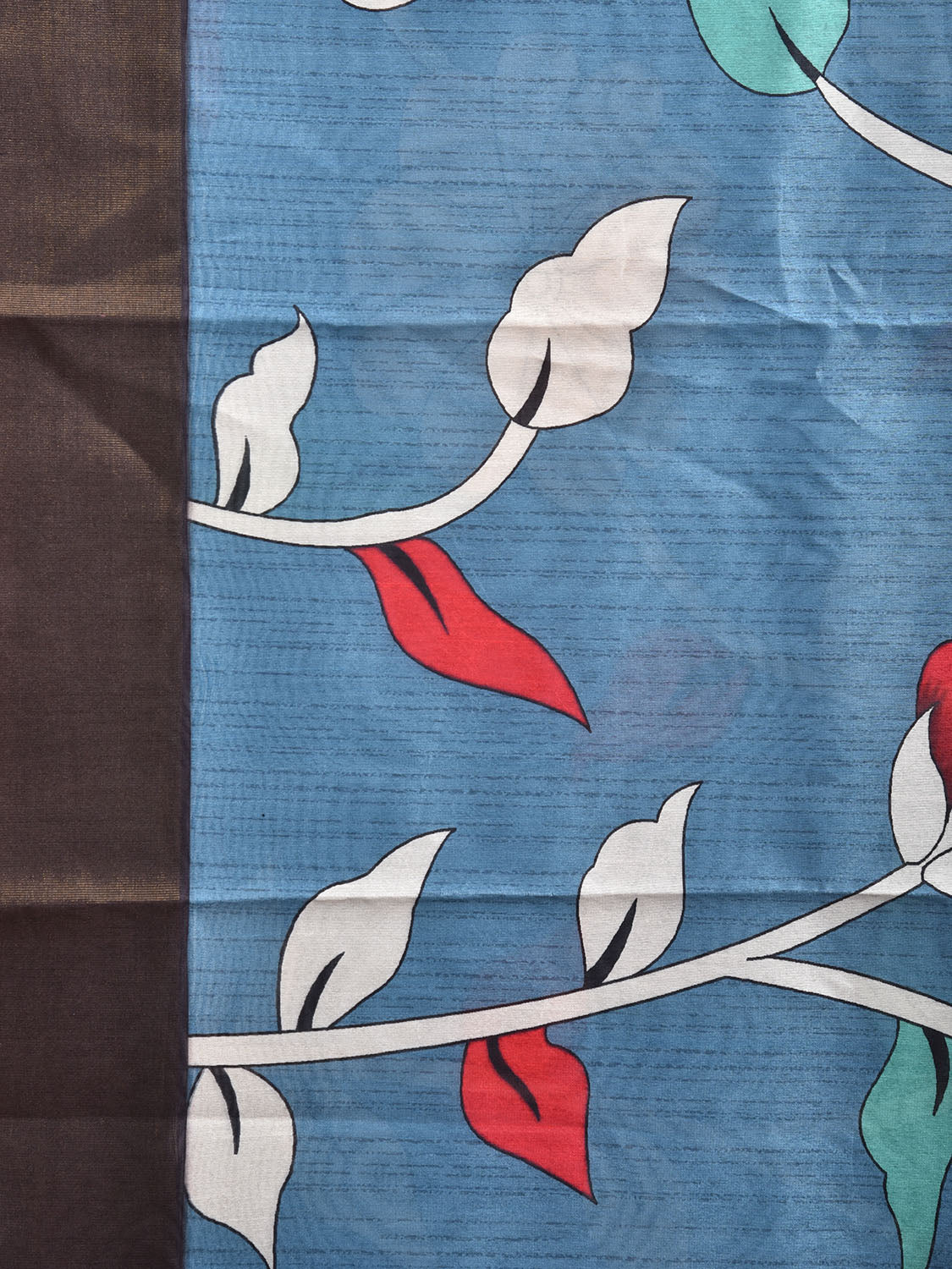 Blue DIgital Print Viscose Saree with Big Floral Design No Blouse o0635