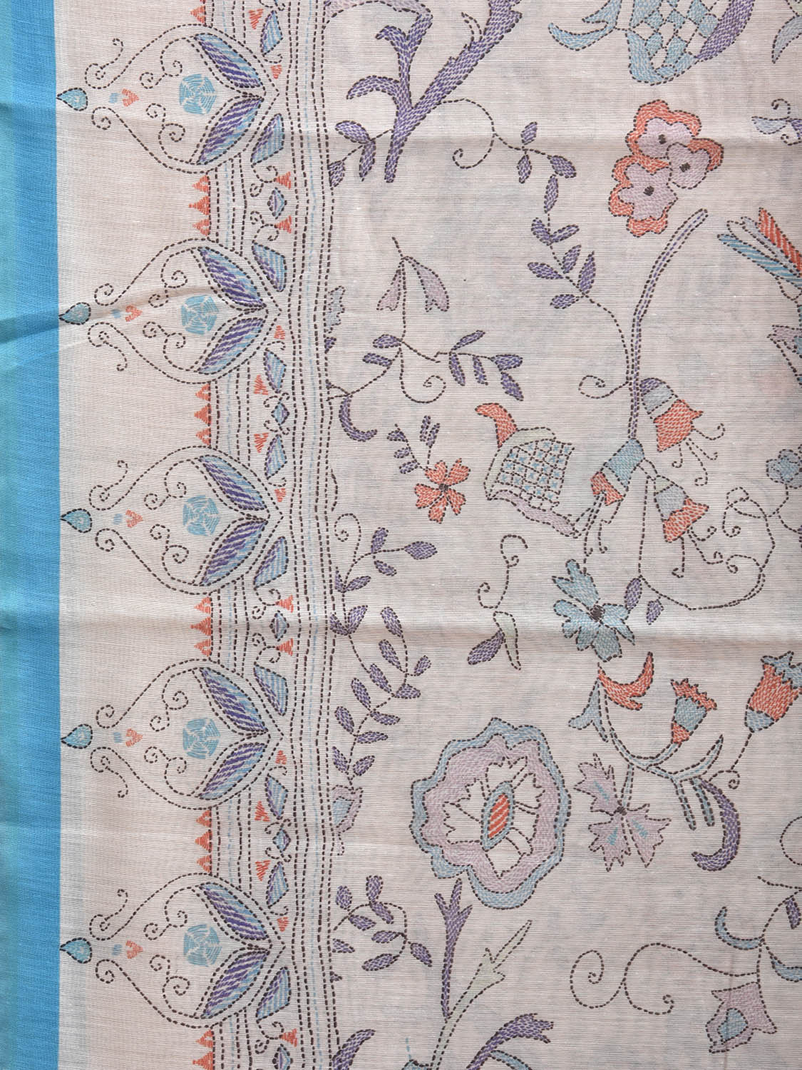 White and Blue coloured Cotton Blend Saree with Kantha Digital Print Design o0636