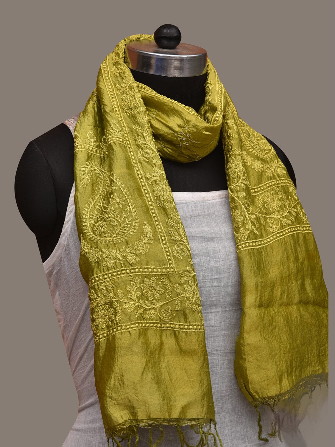 Olive Bandhani Silk Handloom Stole with Mango Embroidary Design ds2965