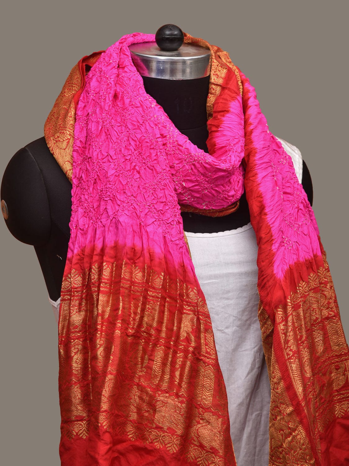 Pink and Red Bandhani Kanchipuram Silk Handloom Dupatta with Border Design ds3113